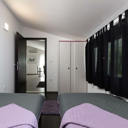 Apartments Bubalo Omis Exterior photo